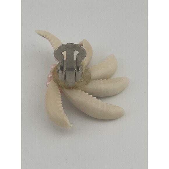 Vintage Cowrie Seashell Clip On Earrings Atomic starburst 50s MCM pink pearls - Picture 10 of 10